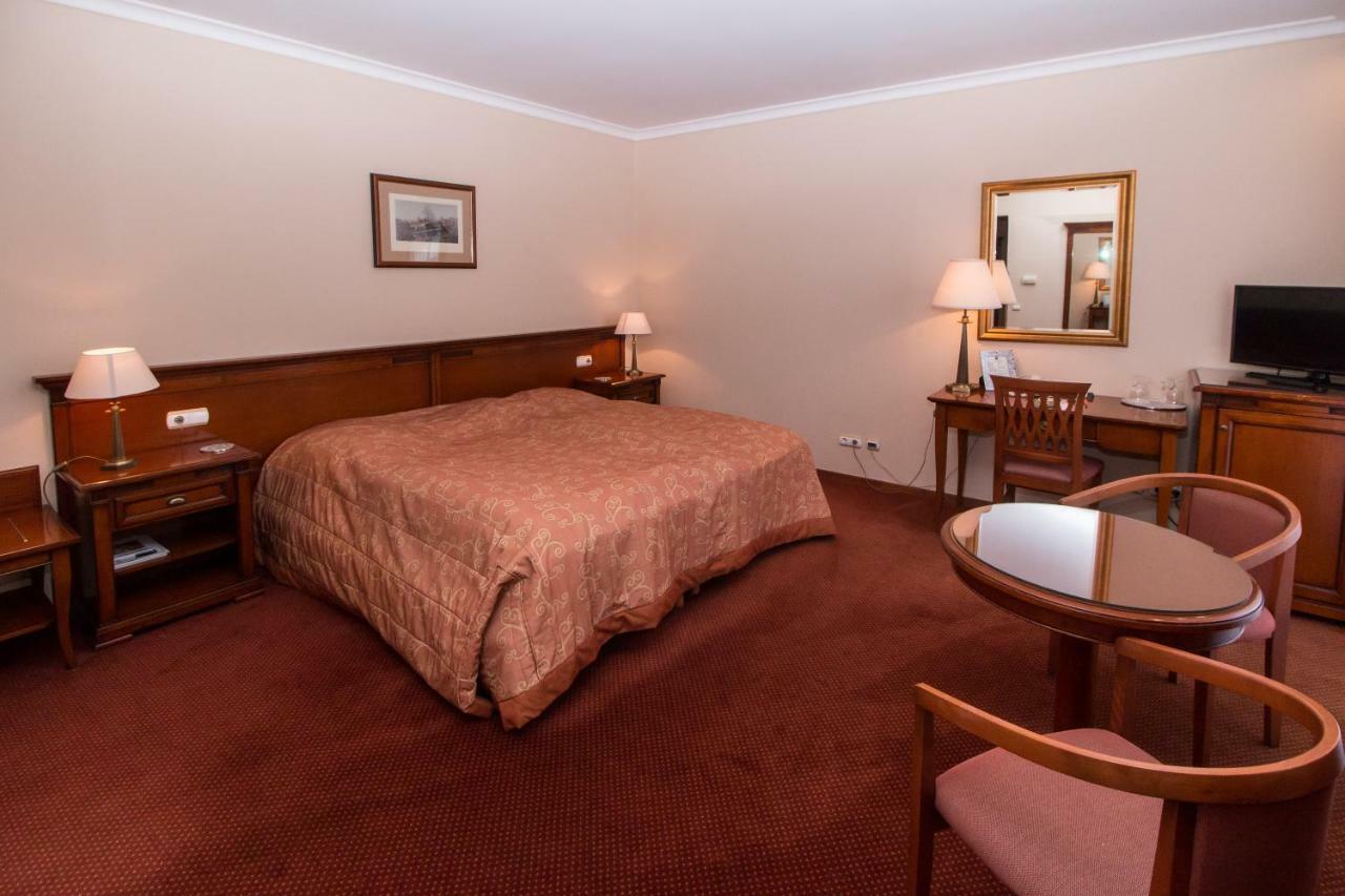 Hasik Hotel Magyarpolány Dış mekan fotoğraf