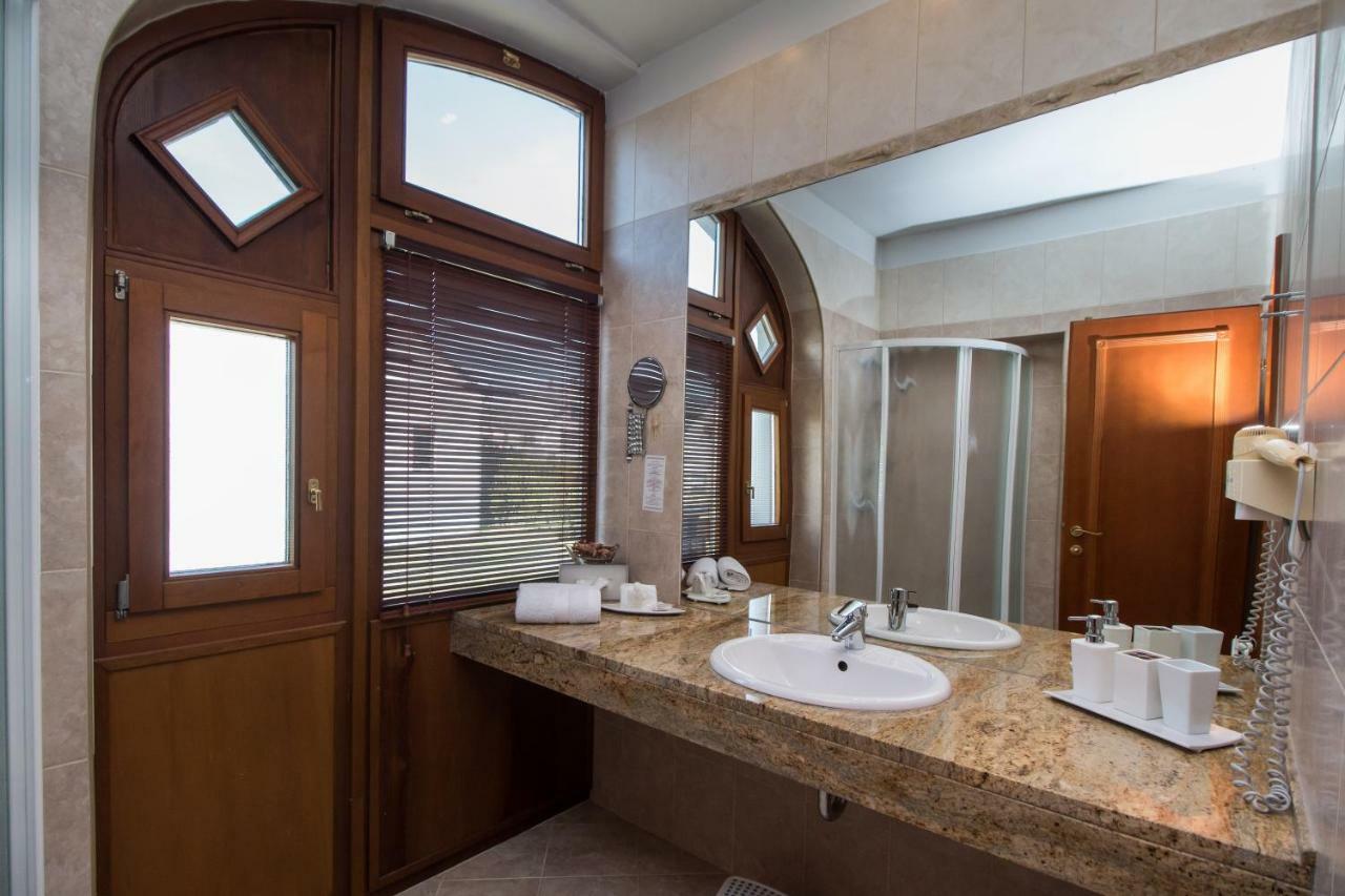 Hasik Hotel Magyarpolány Dış mekan fotoğraf