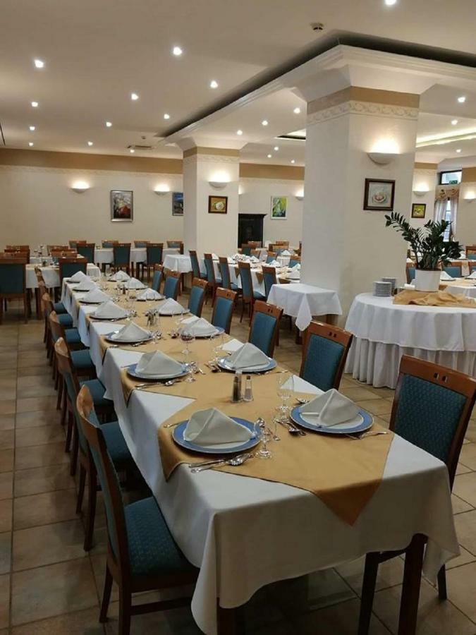 Hasik Hotel Magyarpolány Dış mekan fotoğraf