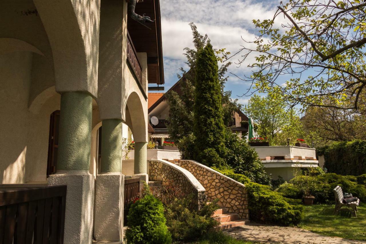 Hasik Hotel Magyarpolány Dış mekan fotoğraf